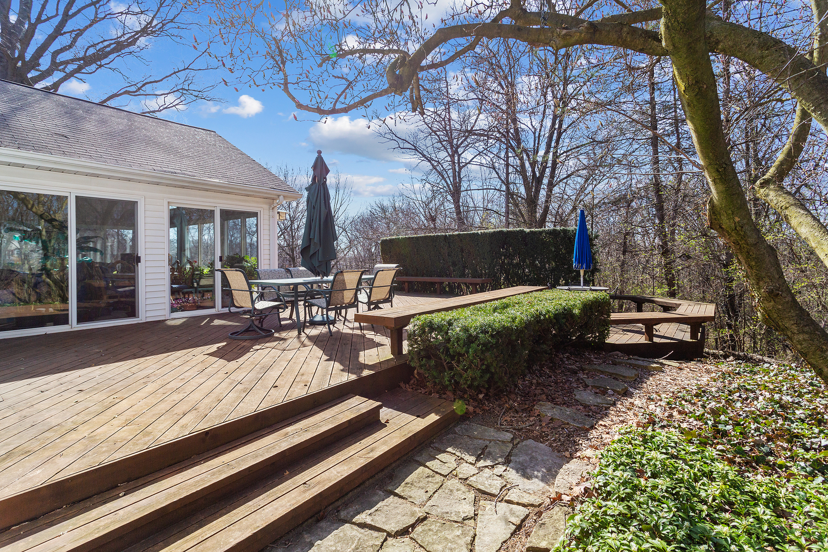 13020 Archer Avenue