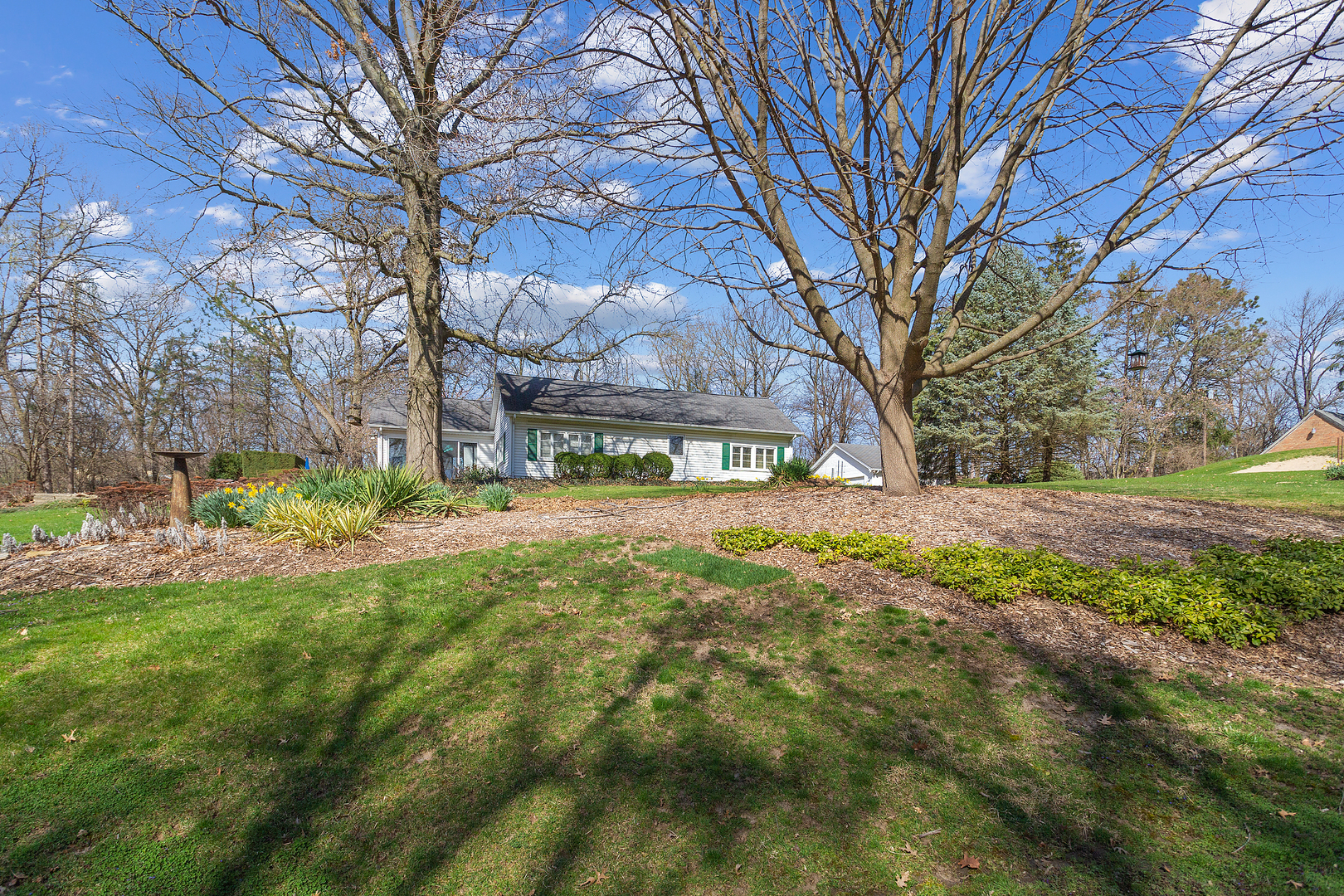 13020 Archer Avenue