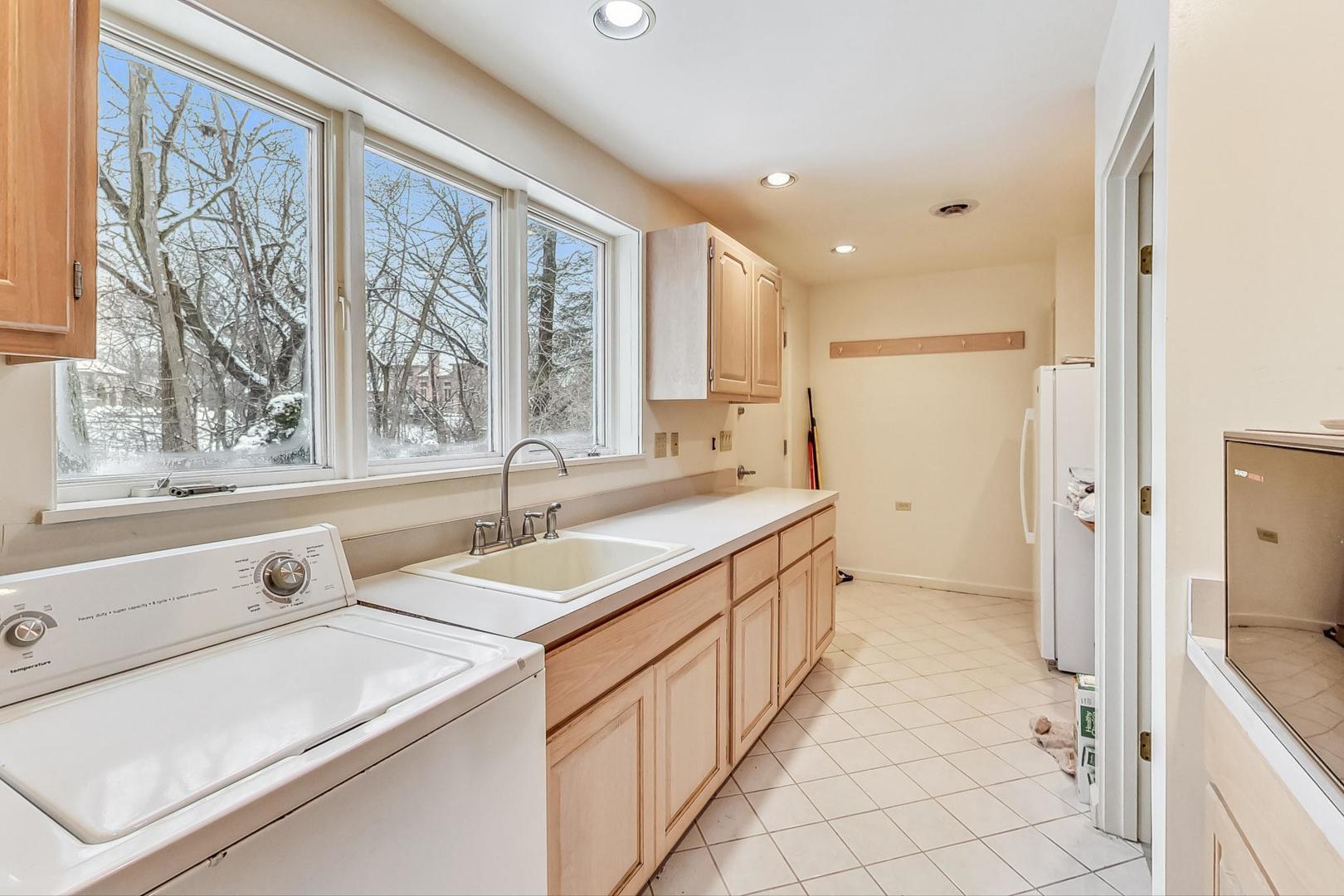 13020 Archer Avenue