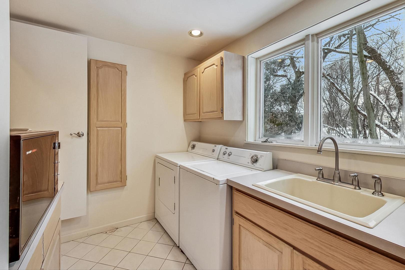 13020 Archer Avenue