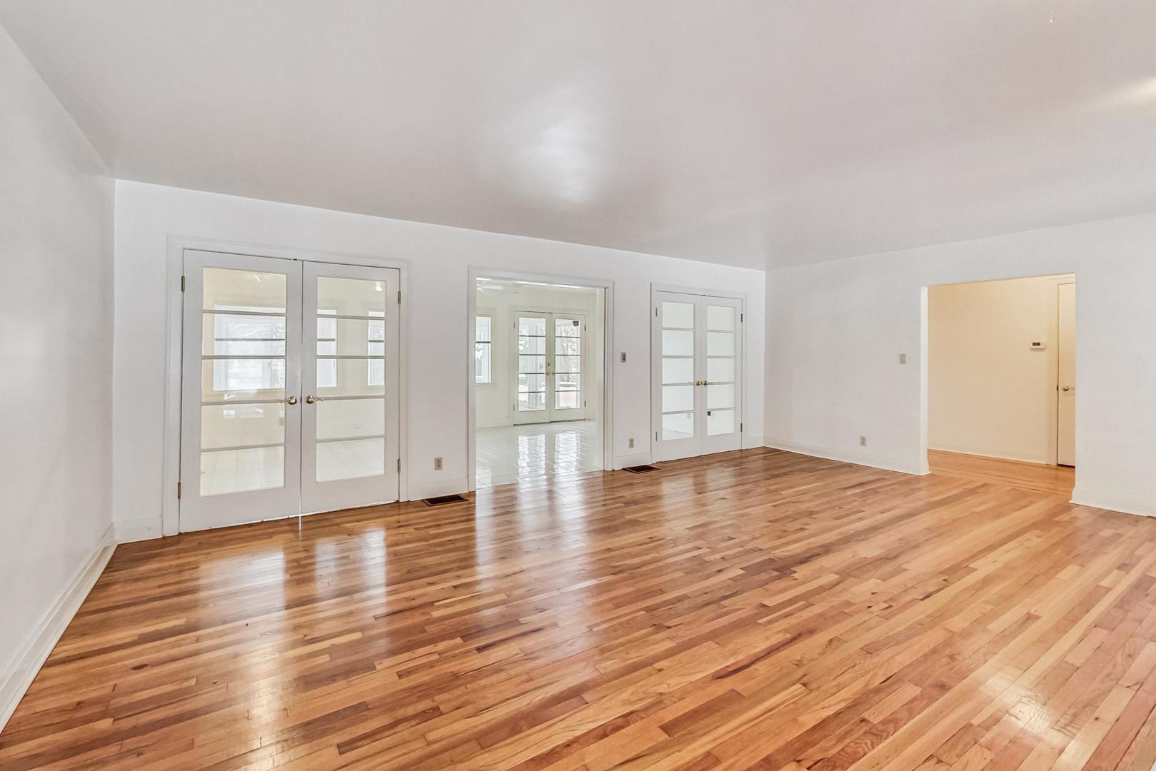 13020 Archer Avenue
