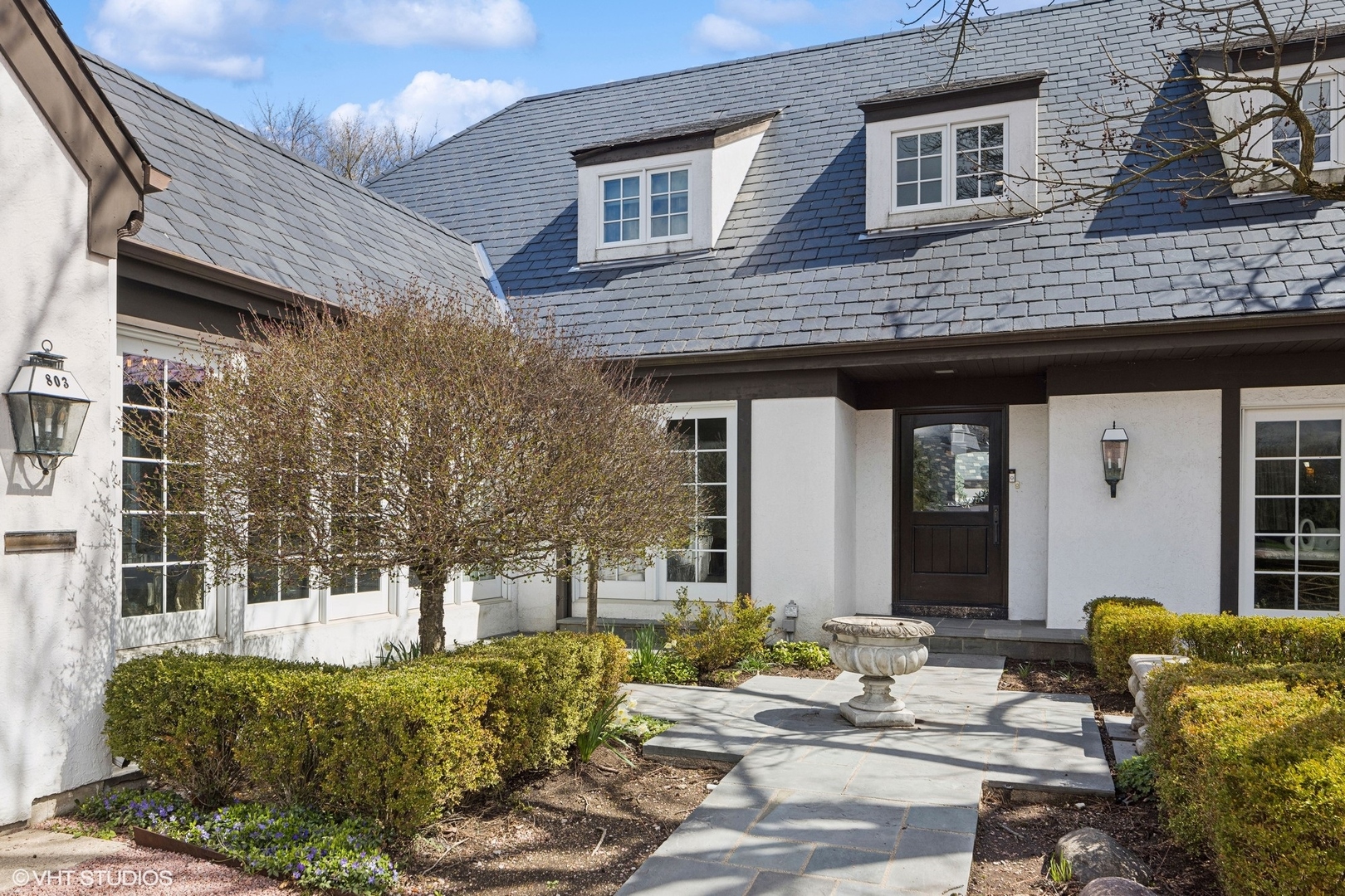 803 BURR RIDGE CLUB