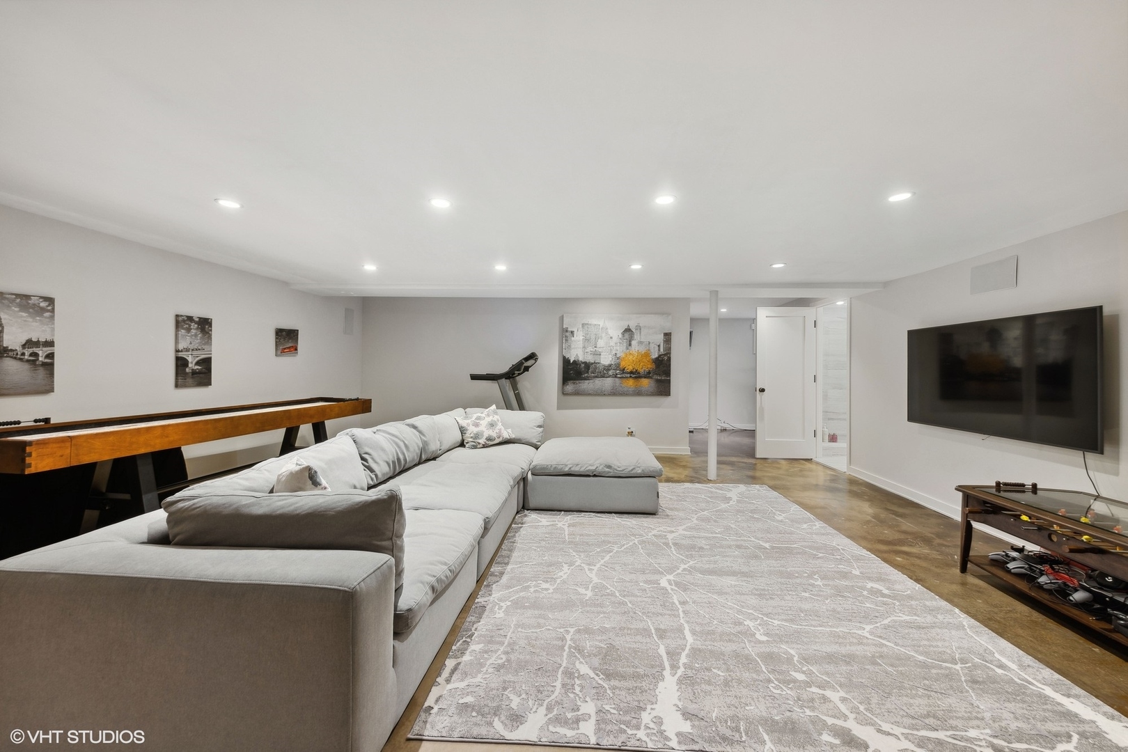 803 BURR RIDGE CLUB