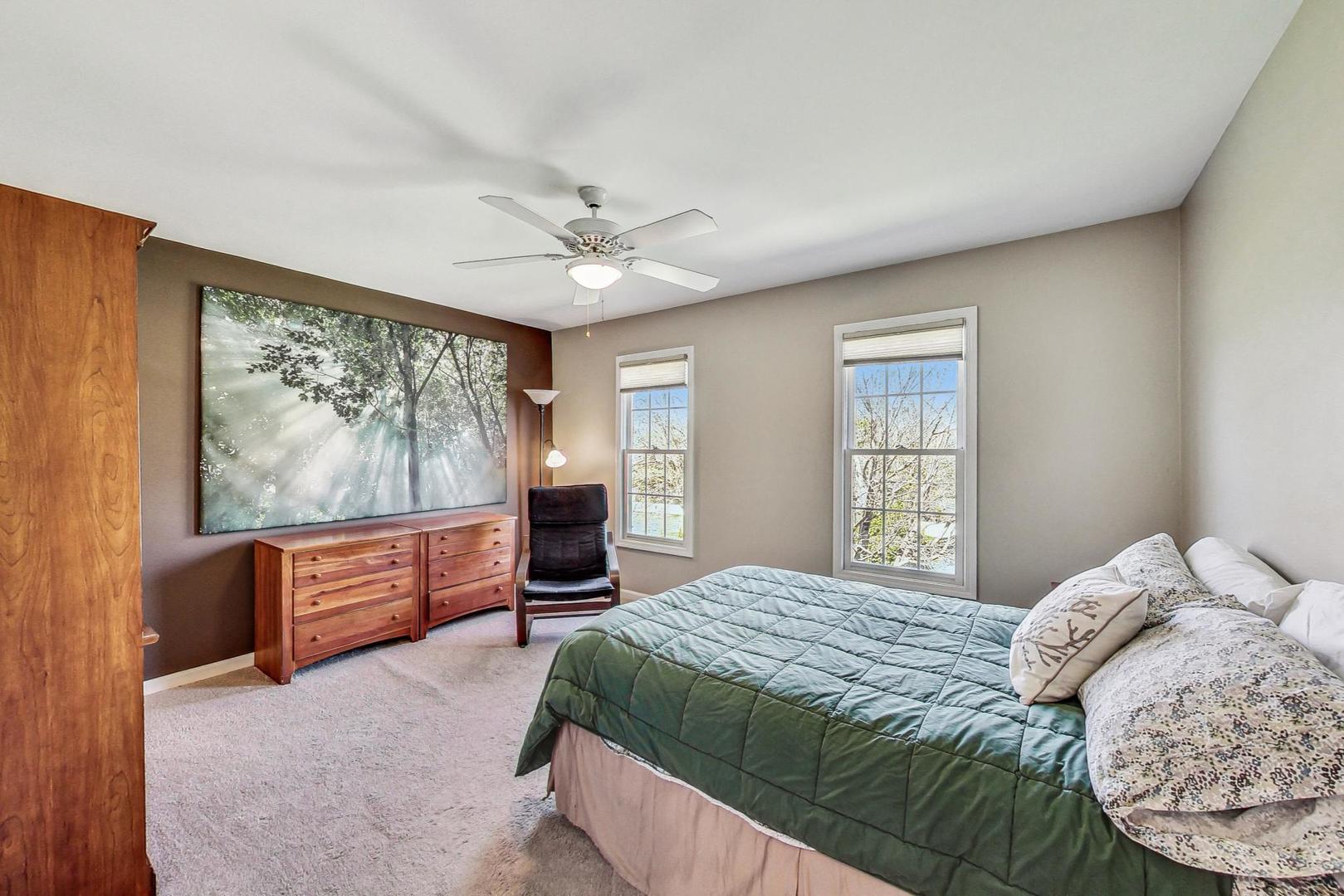 17W231 Hillside Lane