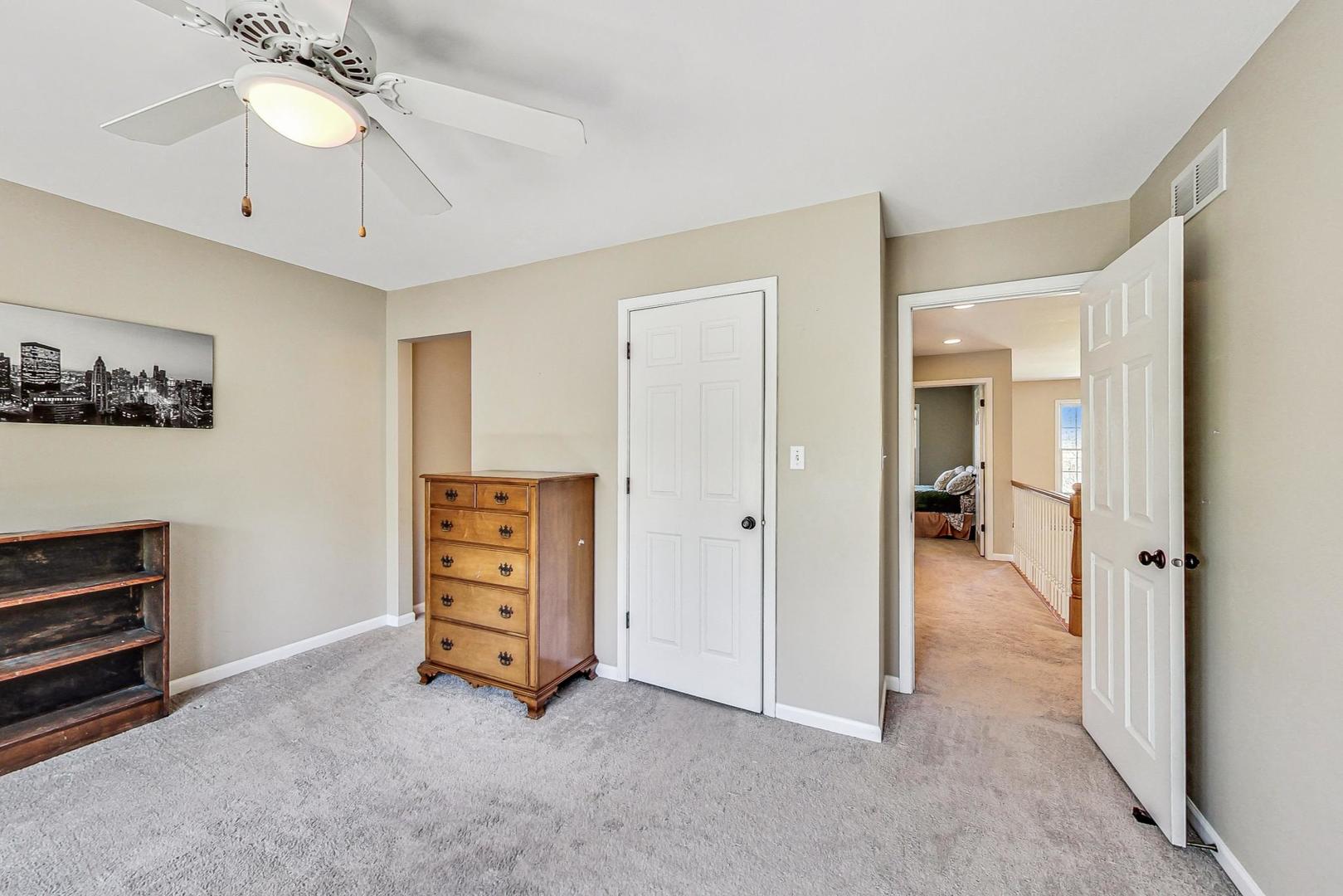 17W231 Hillside Lane
