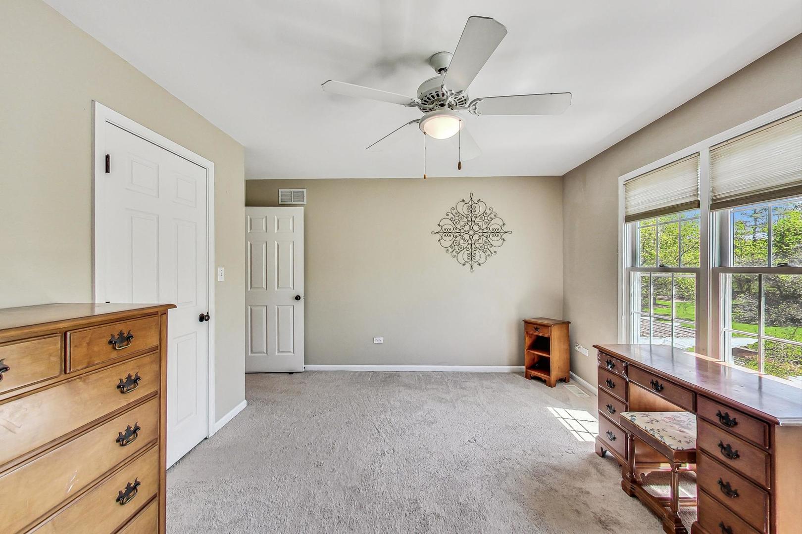 17W231 Hillside Lane