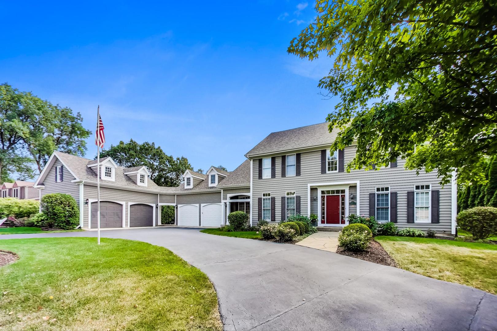 17W231 Hillside Lane