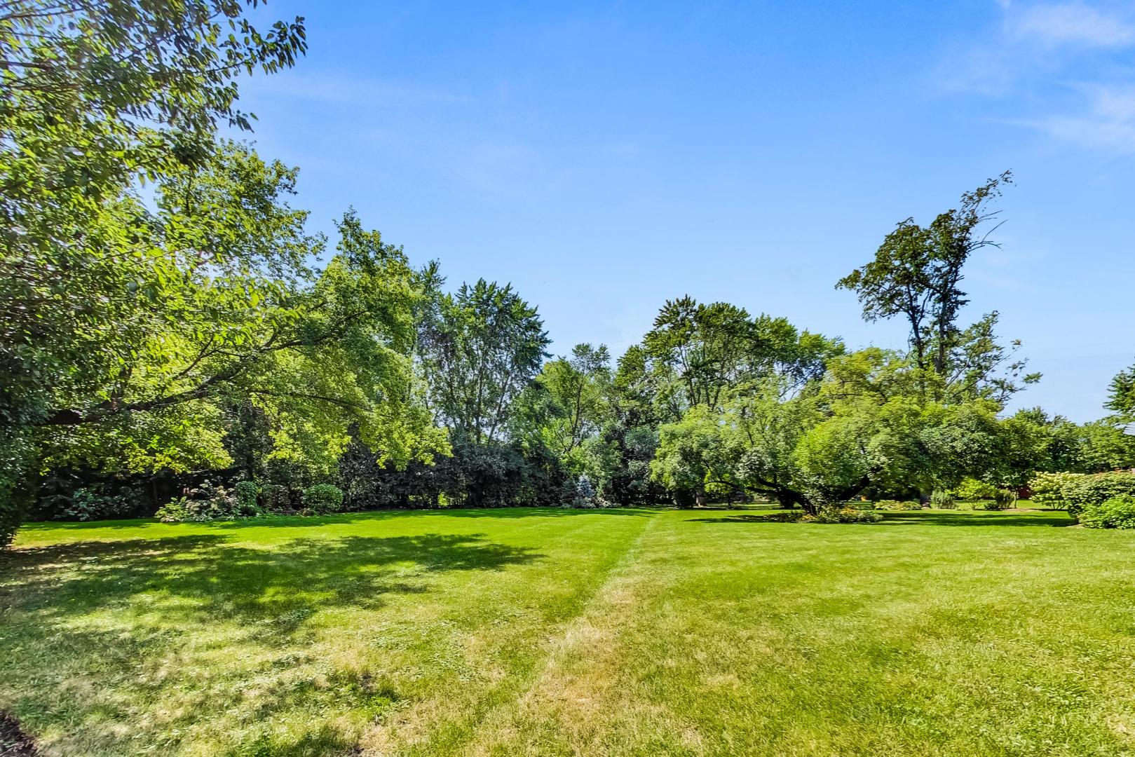 17W231 Hillside Lane