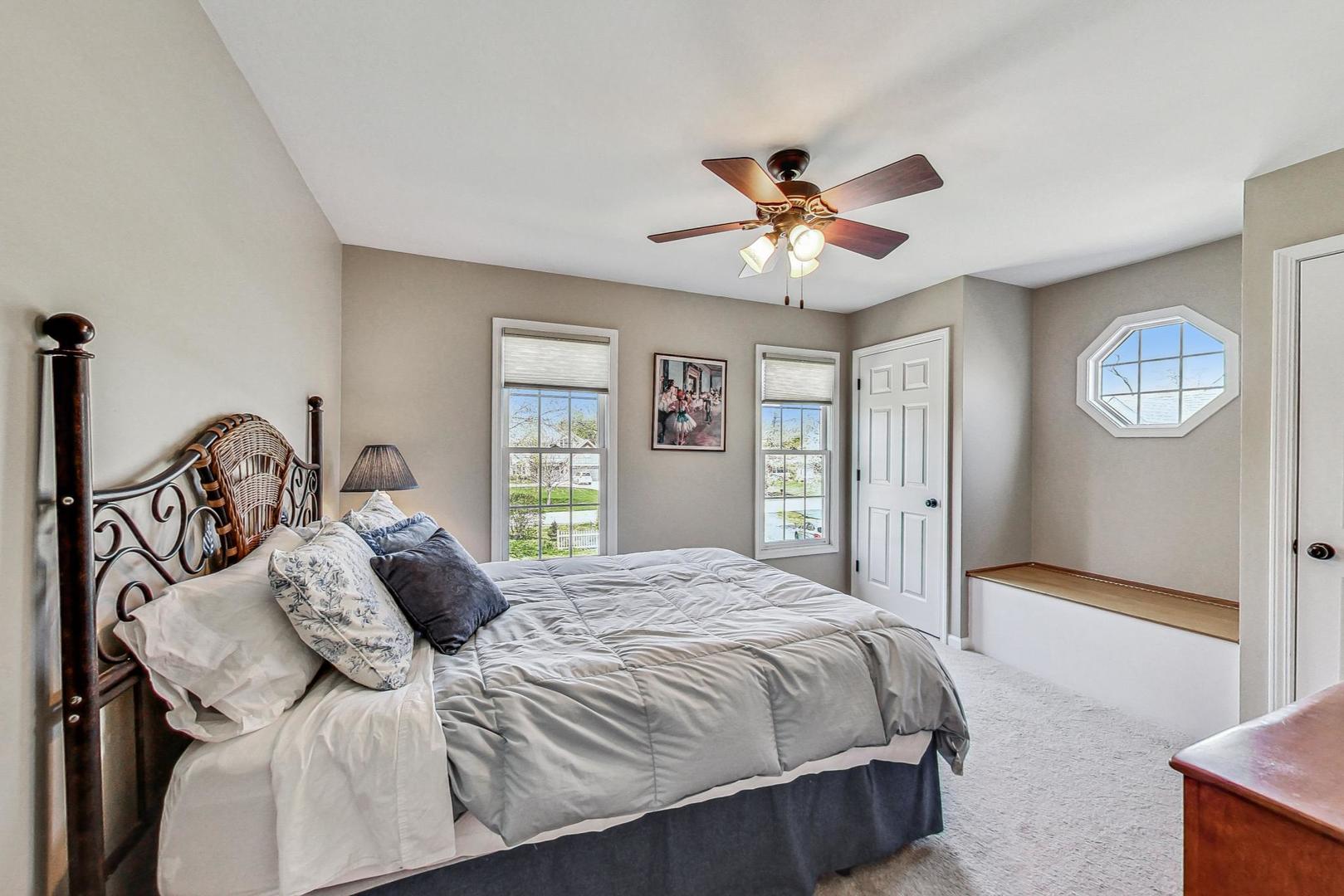 17W231 Hillside Lane