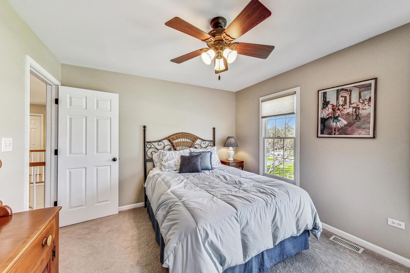17W231 Hillside Lane