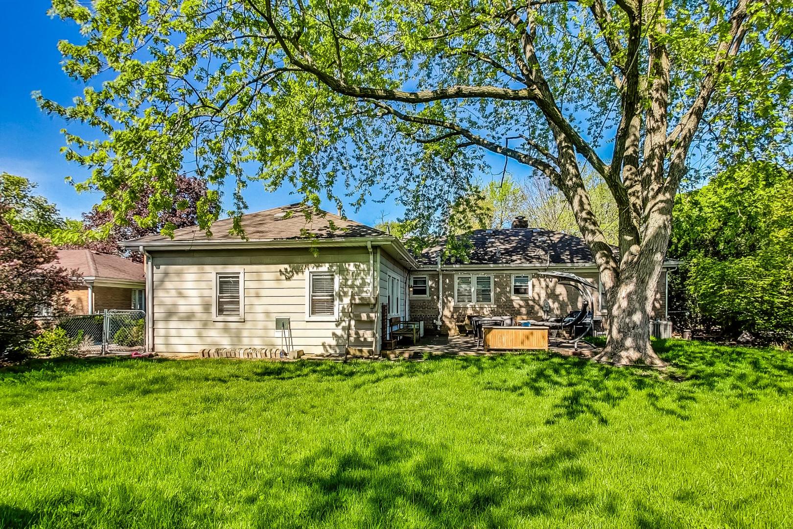 5 Indian Drive