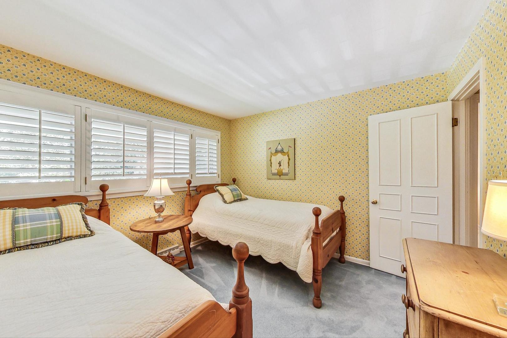 101 Chanticleer Lane