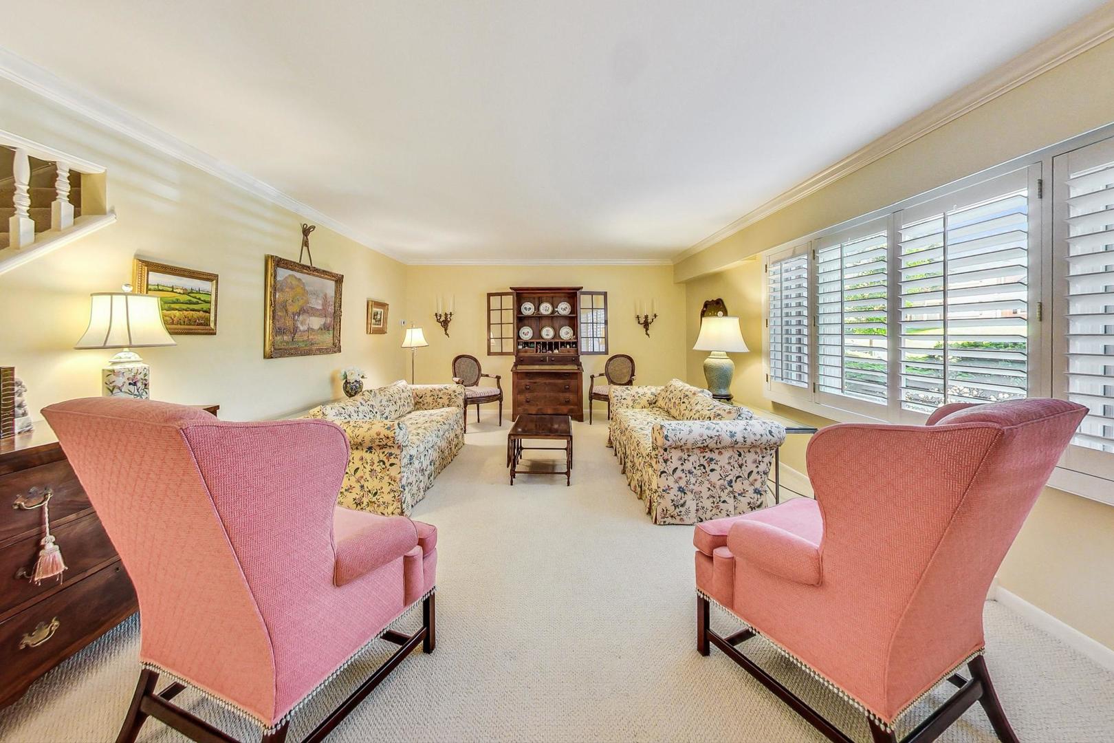 101 Chanticleer Lane