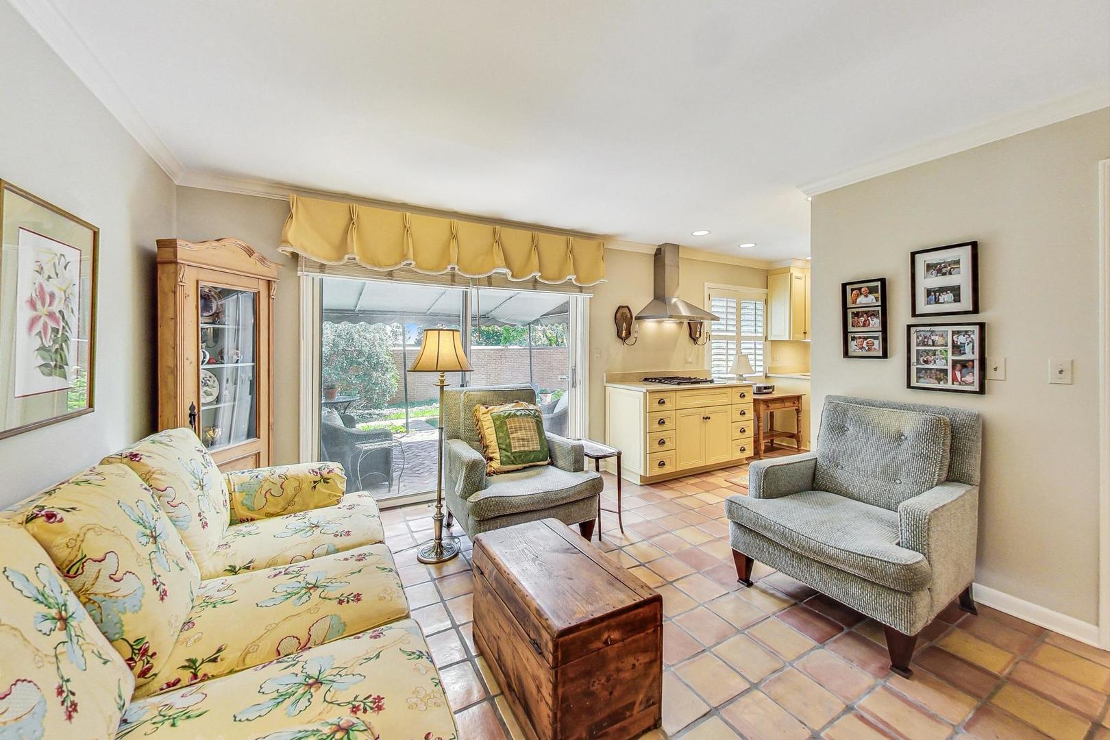101 Chanticleer Lane