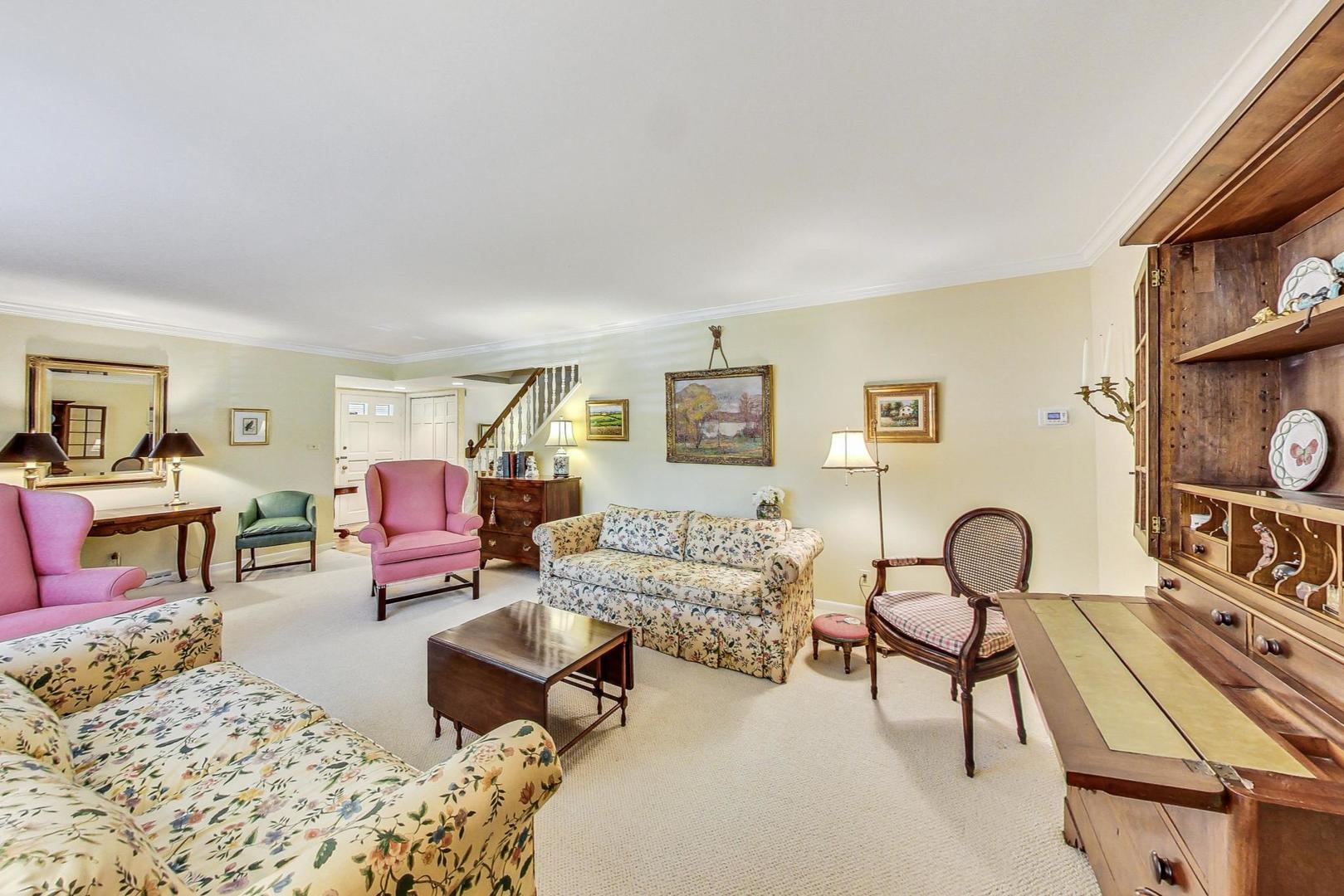 101 Chanticleer Lane