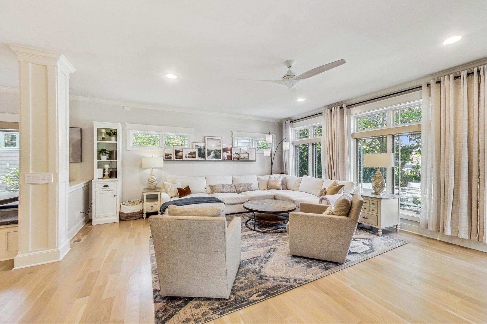4904 Highland Avenue