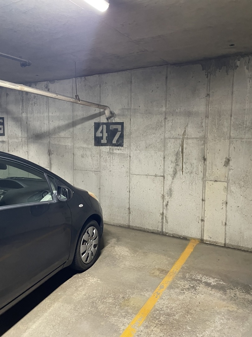 2000 Saint Regis Drive Unit: 3F