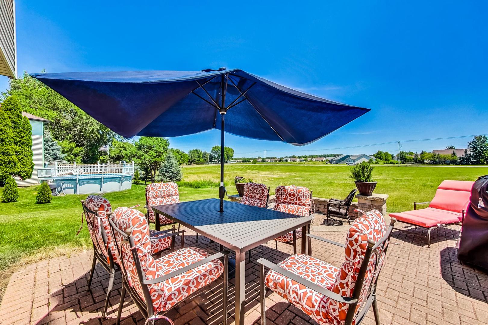 1812 Jack Pine Way