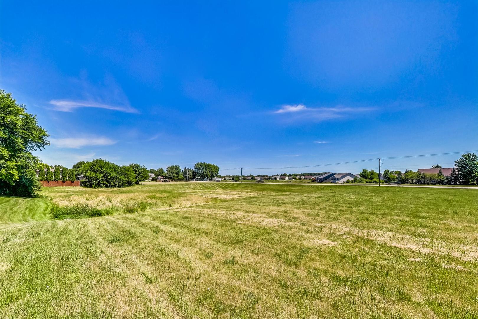 1812 Jack Pine Way