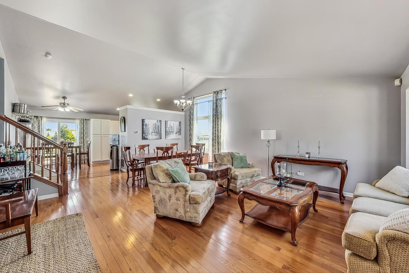 1812 Jack Pine Way