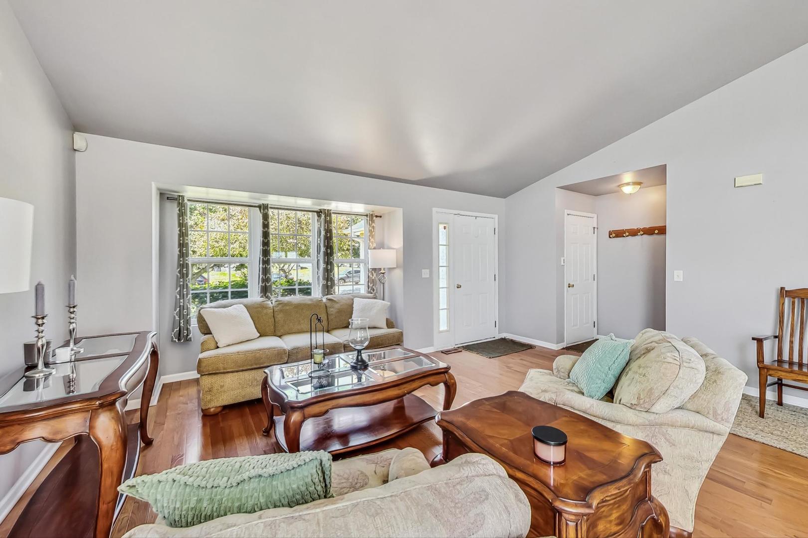 1812 Jack Pine Way