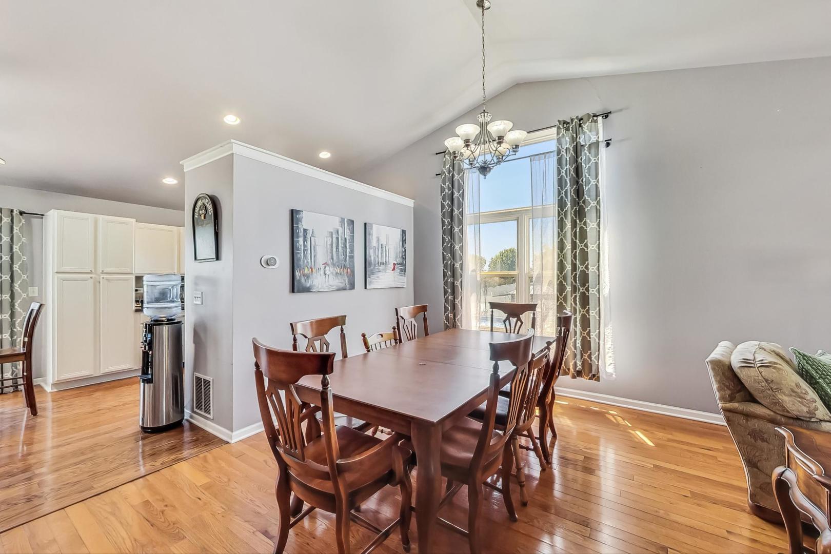 1812 Jack Pine Way