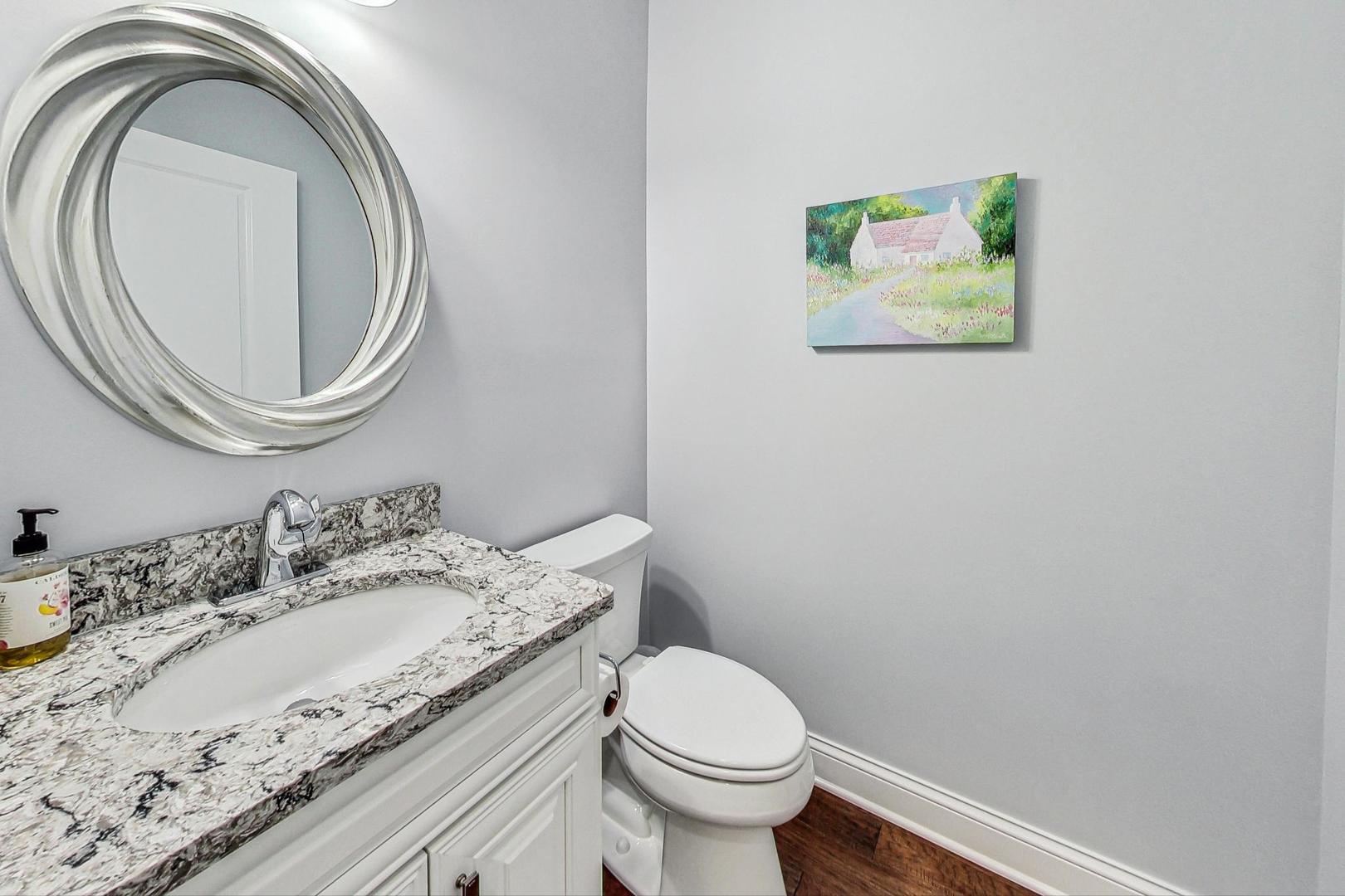 7 E Kennedy Lane Unit: 302