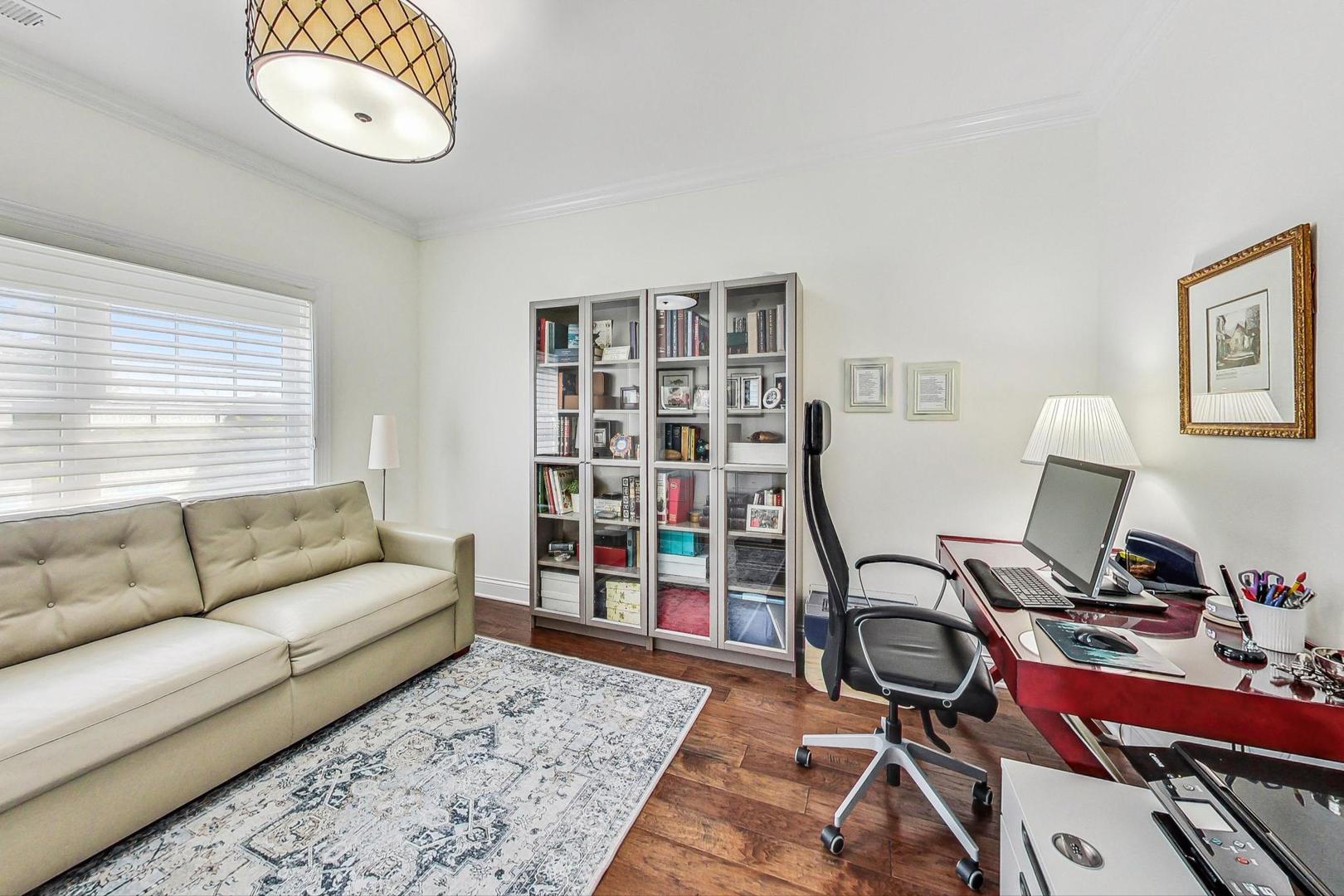 7 E Kennedy Lane Unit: 302