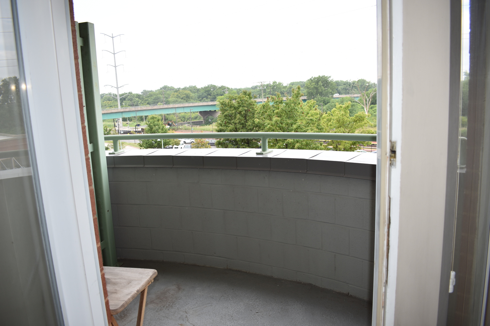 400 VILLAGE CIRCLE Drive Unit: 308