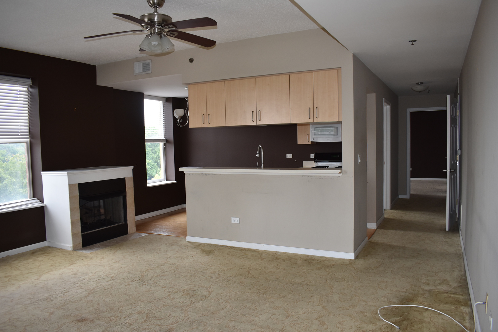 400 VILLAGE CIRCLE Drive Unit: 308