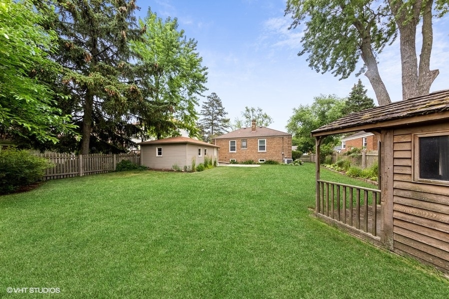 22 Hiawatha Drive