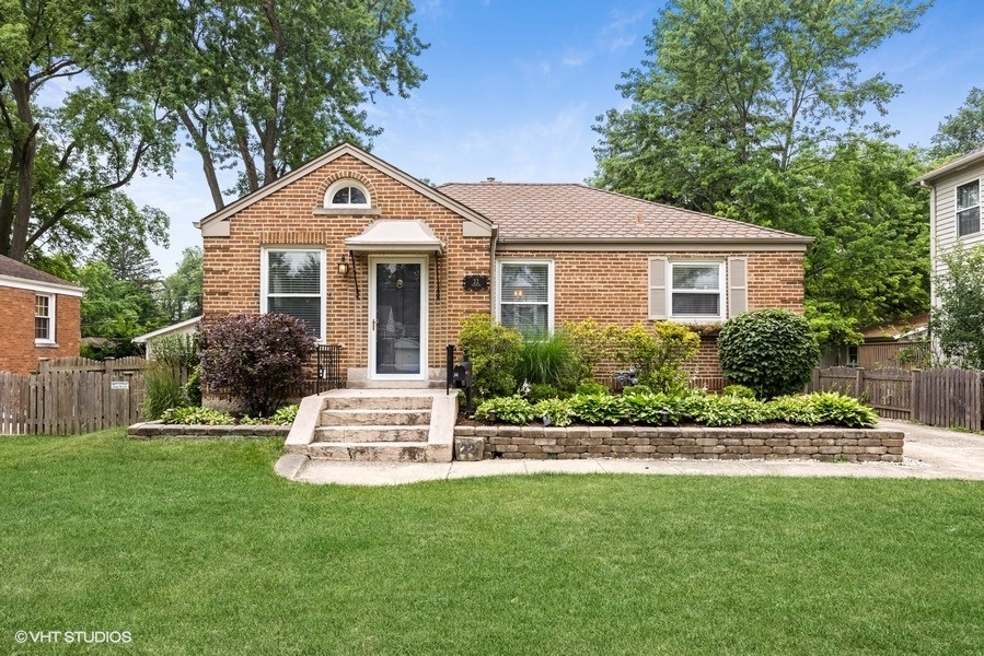 22 Hiawatha Drive