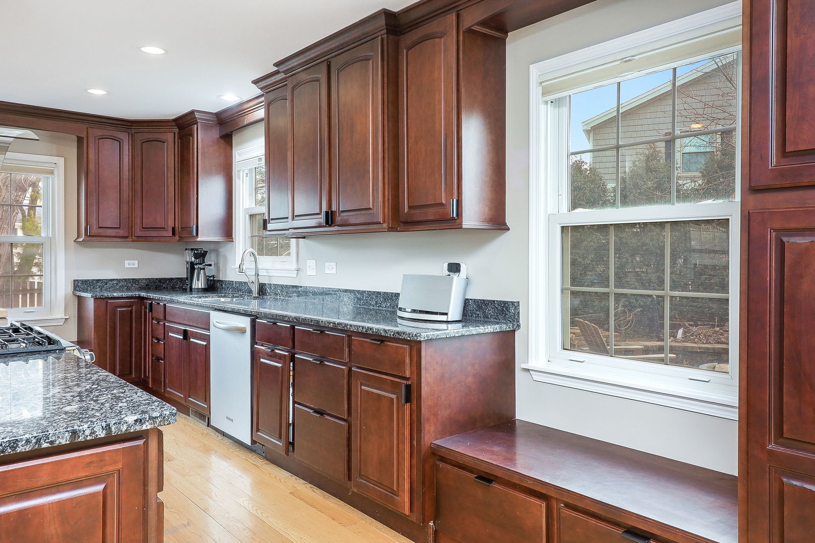 1119 Hamilton Lane