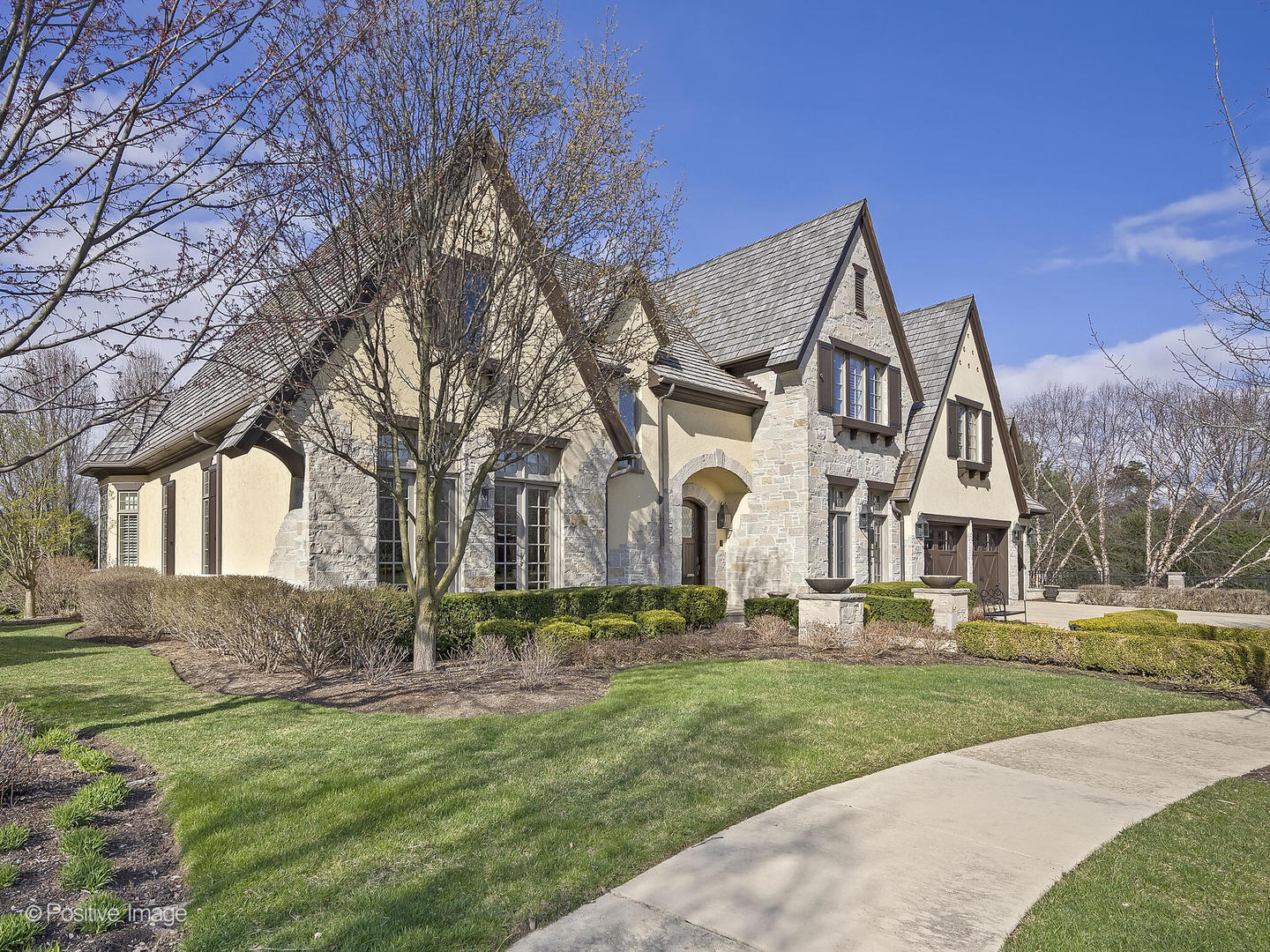 435 WOODLAND PARK Court