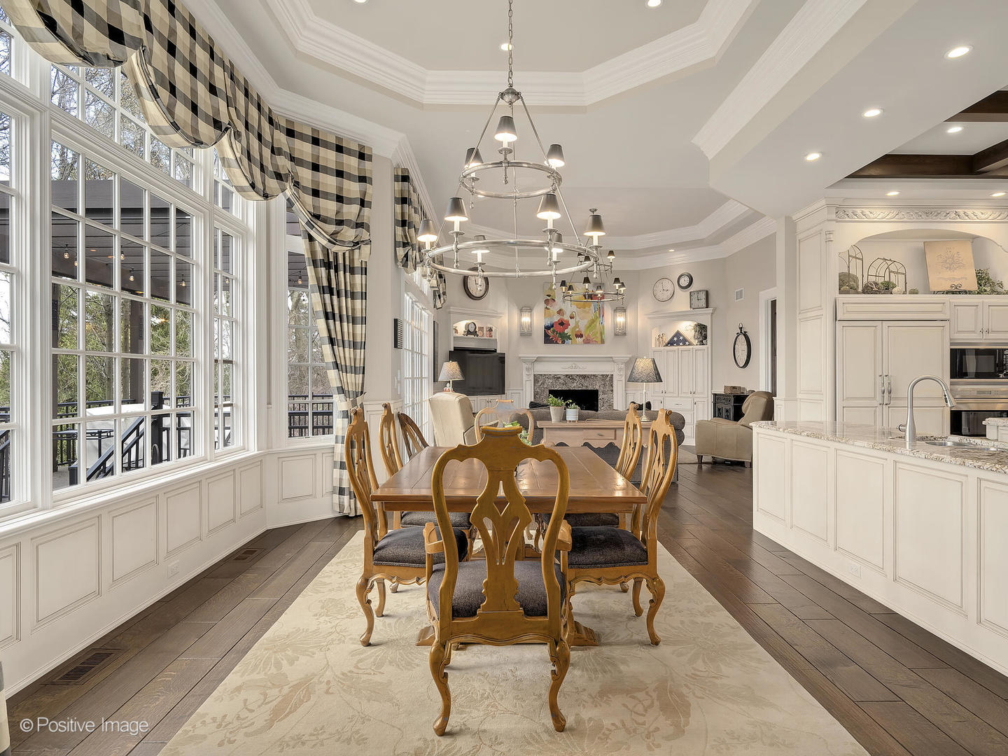 435 WOODLAND PARK Court