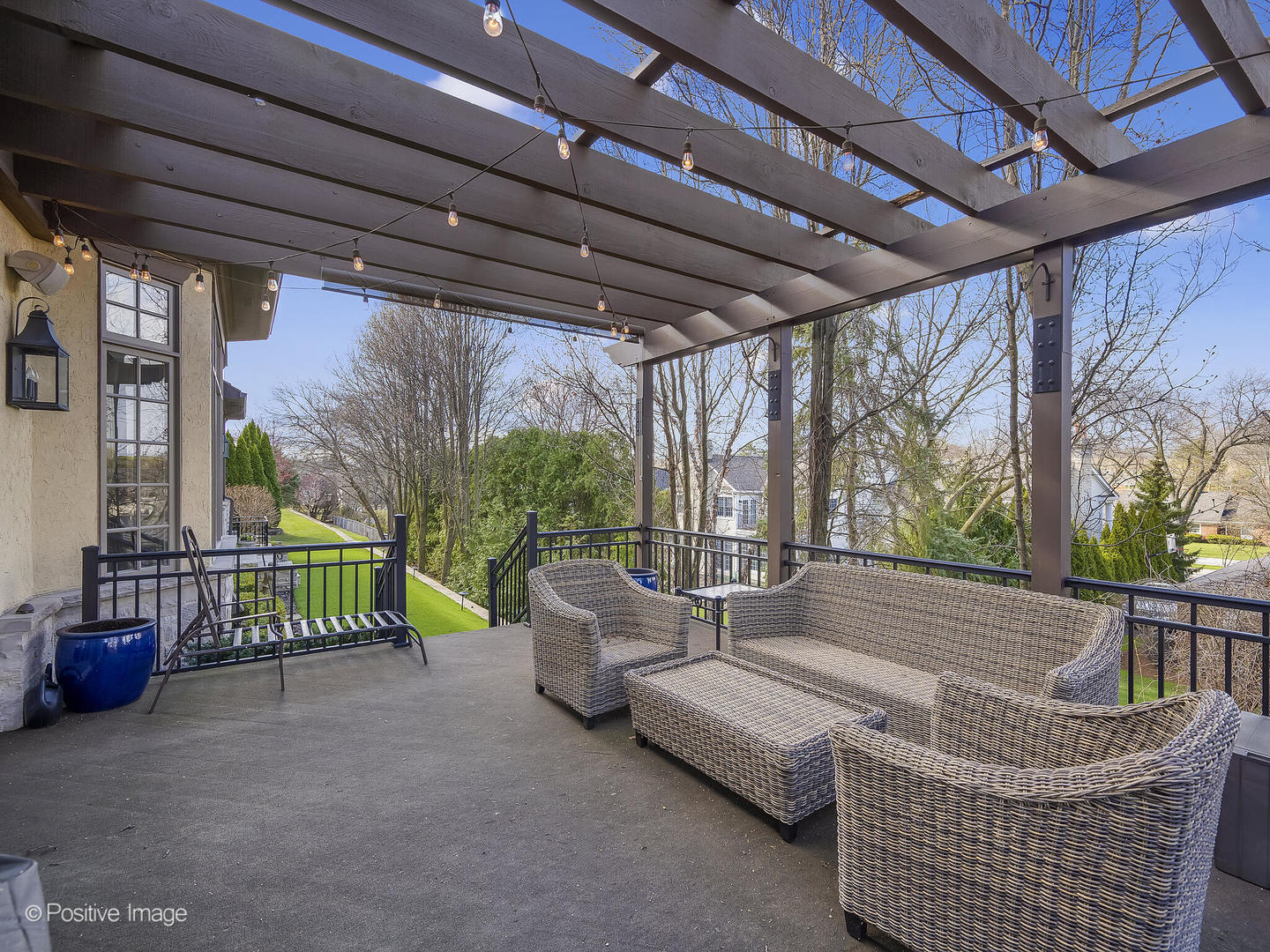 435 WOODLAND PARK Court