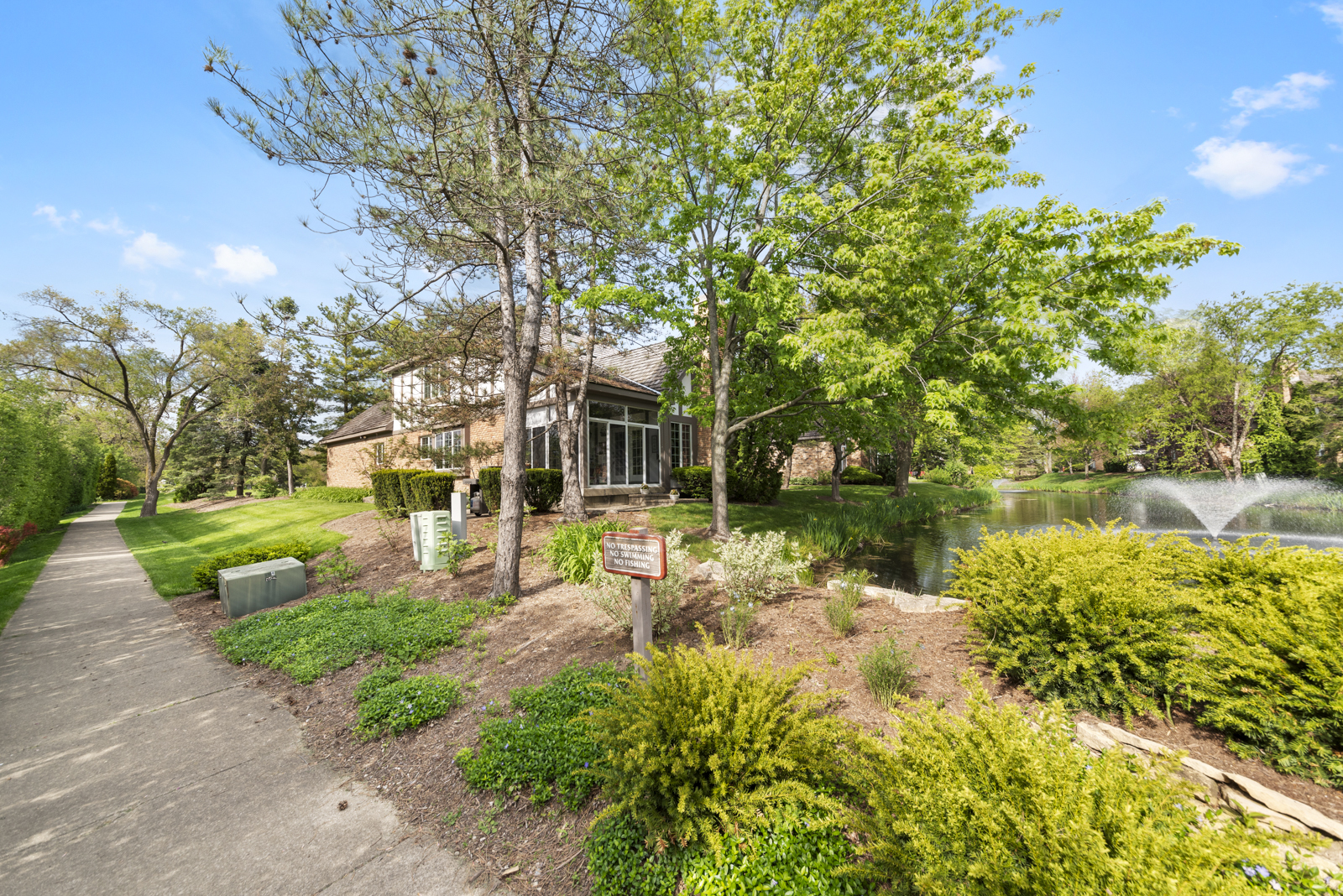 20 Lake Ridge Club Court