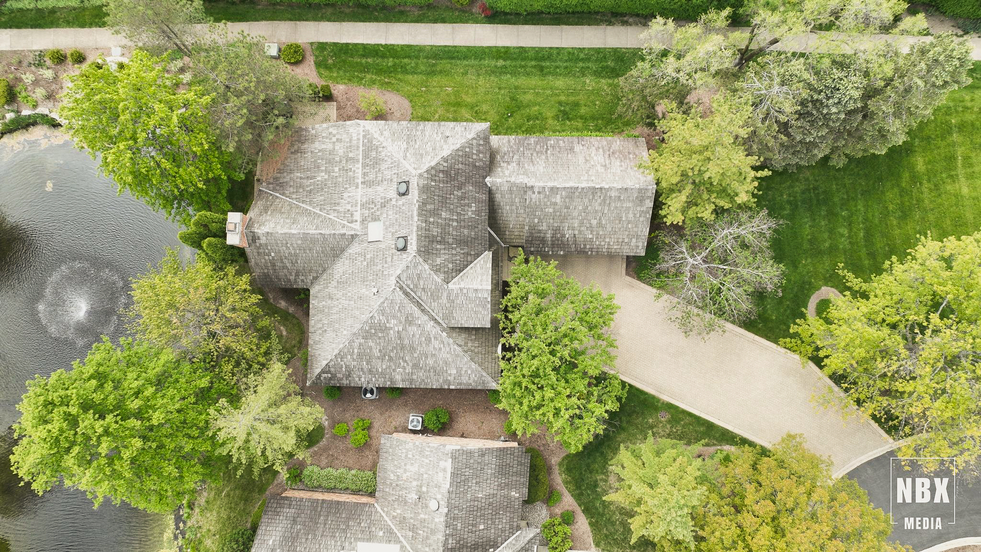 20 Lake Ridge Club Court