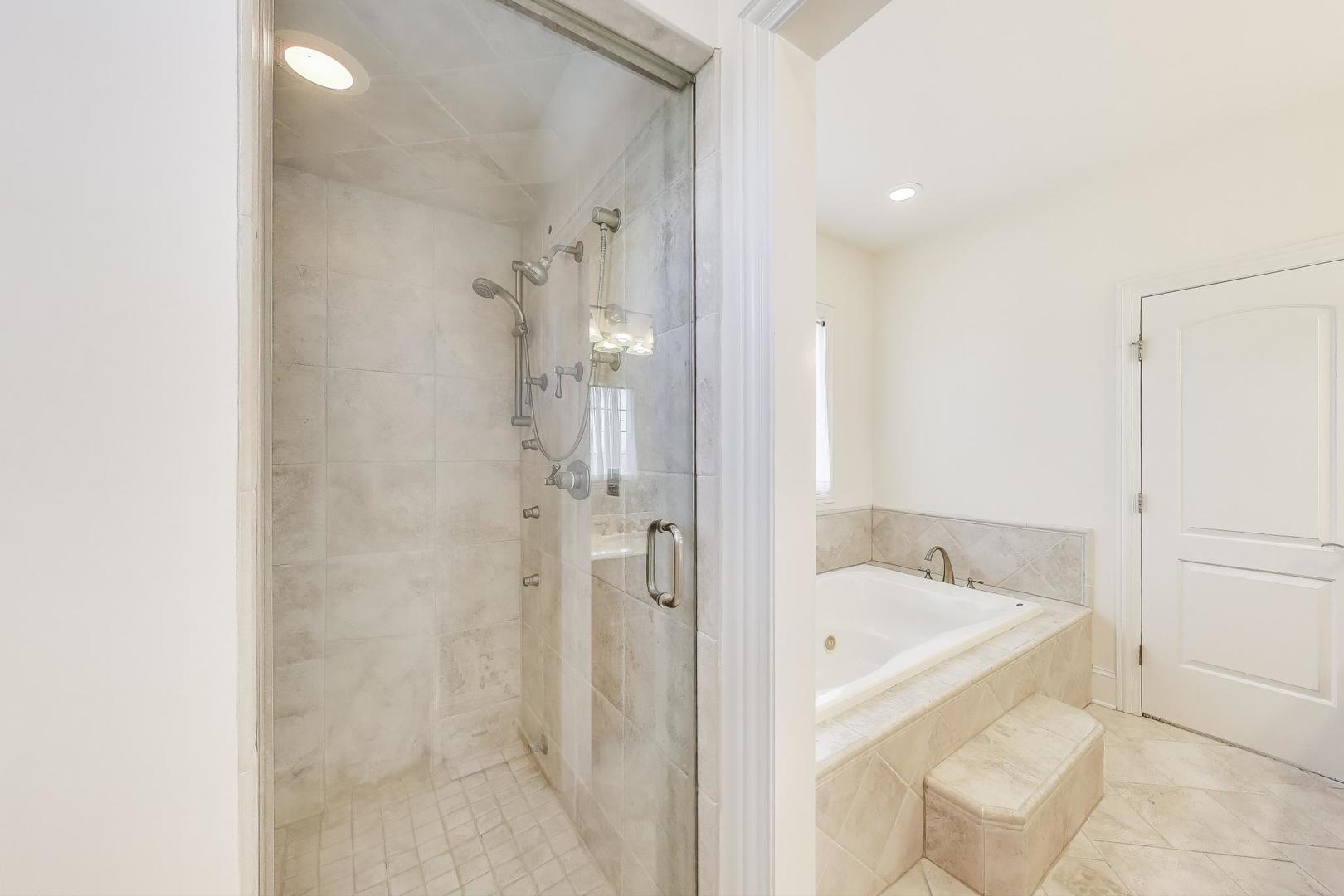 511 W 56TH Street