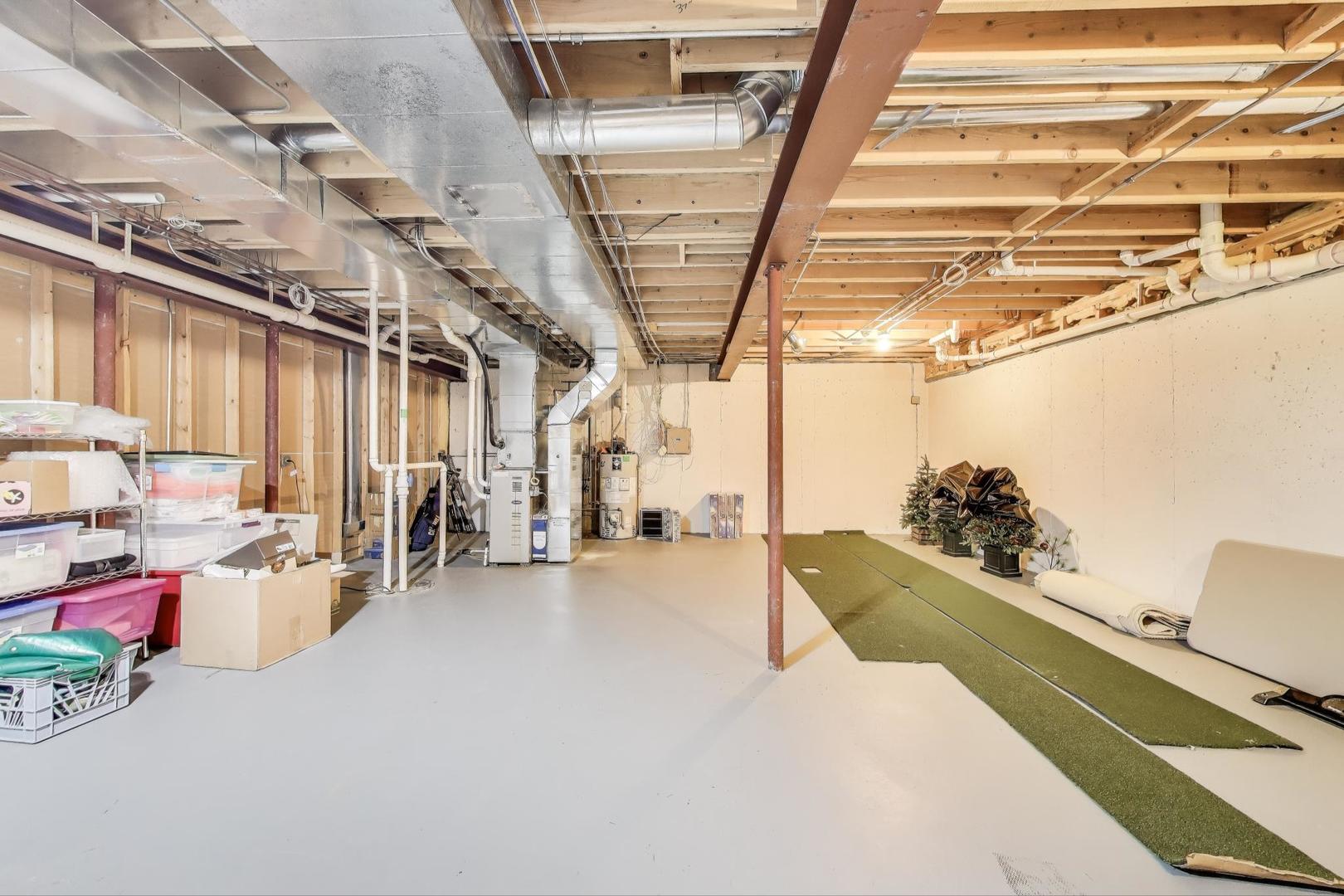 511 W 56TH Street