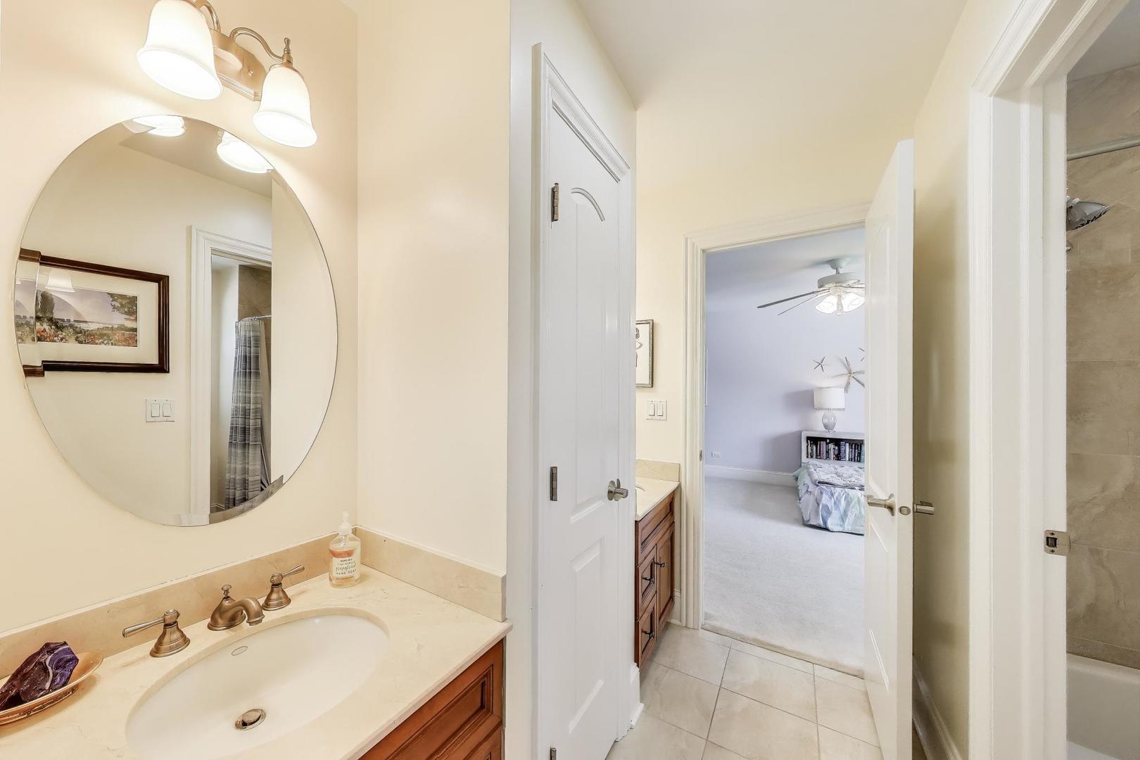 511 W 56TH Street