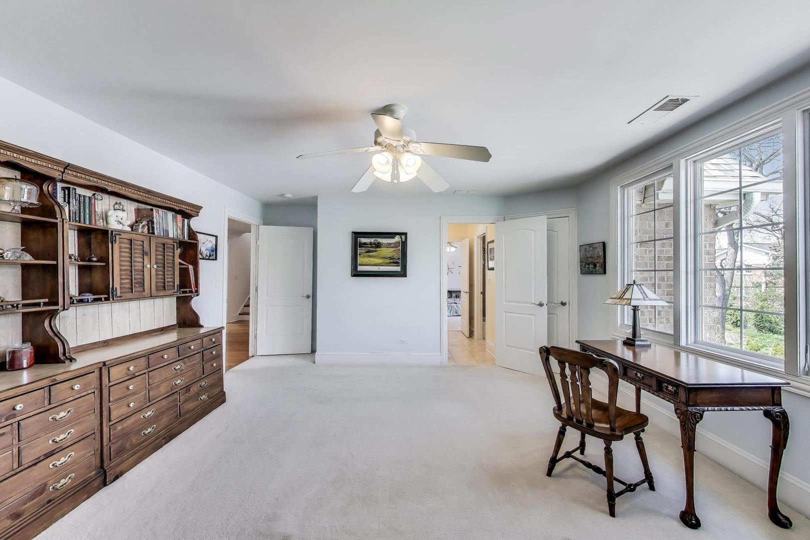 511 W 56TH Street