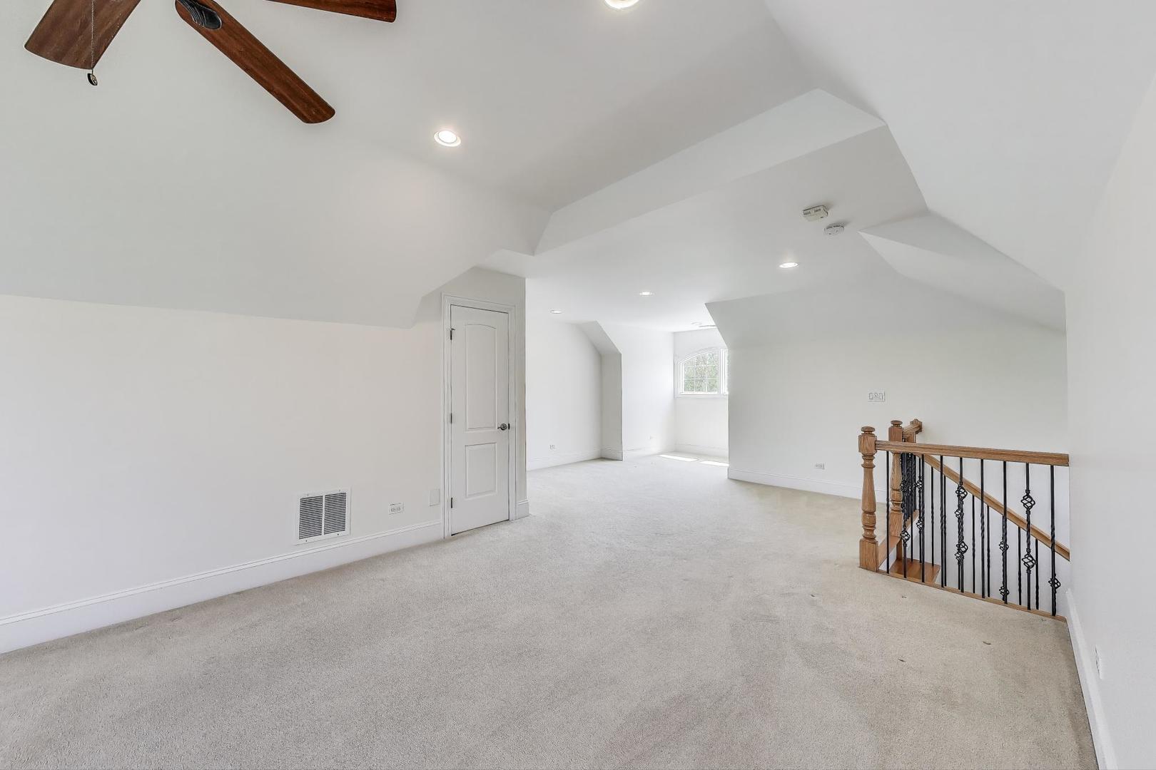 511 W 56TH Street