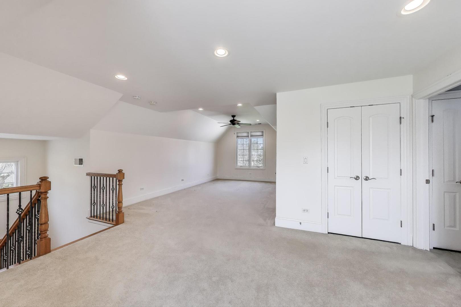 511 W 56TH Street