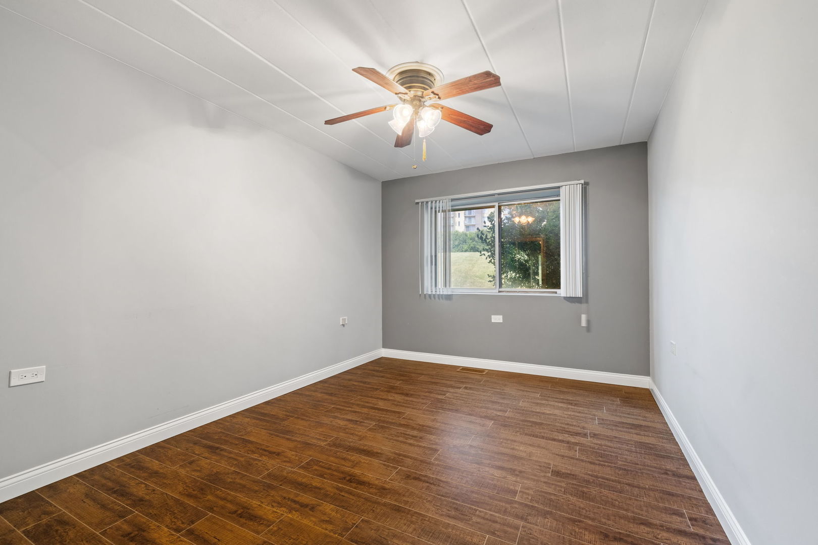 5540 Walnut Avenue Unit: 9A