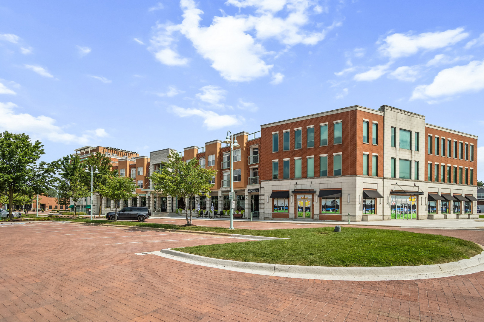 400 Village Circle Unit: 103