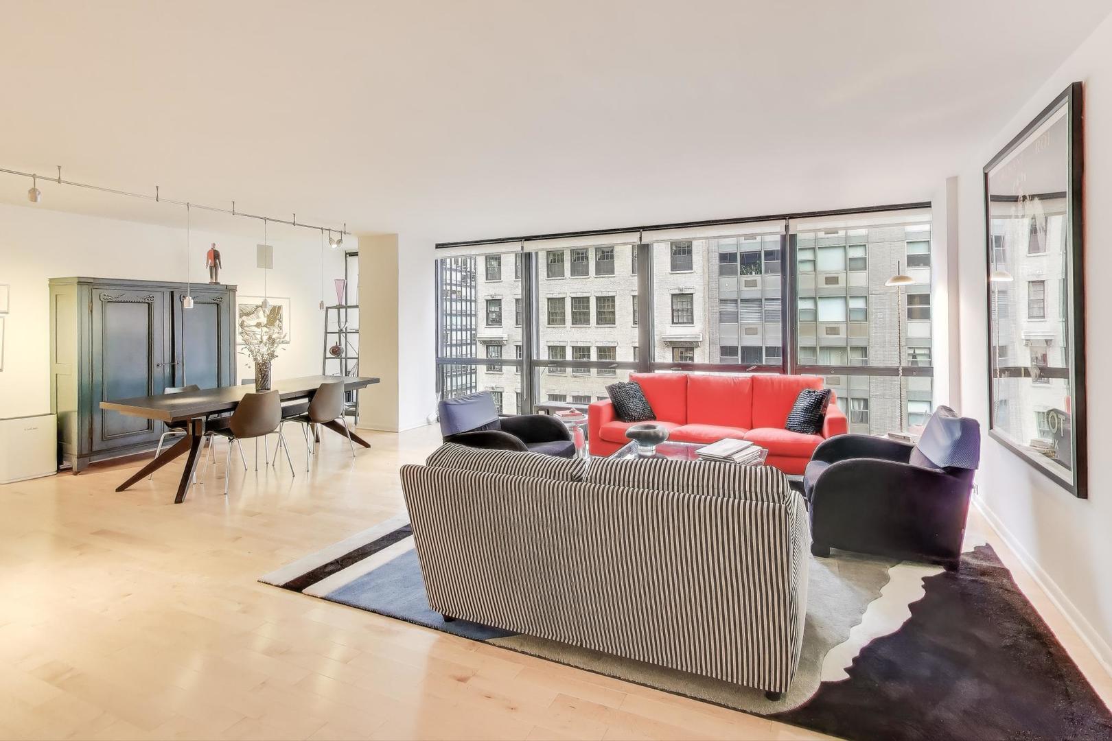 900 N LAKE SHORE Drive Unit: 802-4