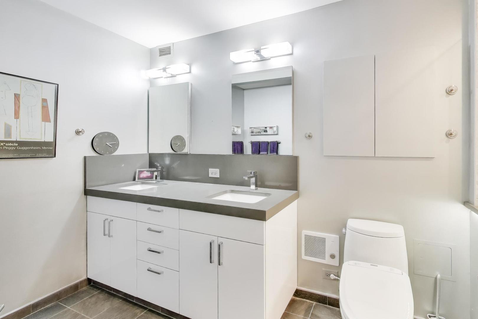 900 N LAKE SHORE Drive Unit: 802-4