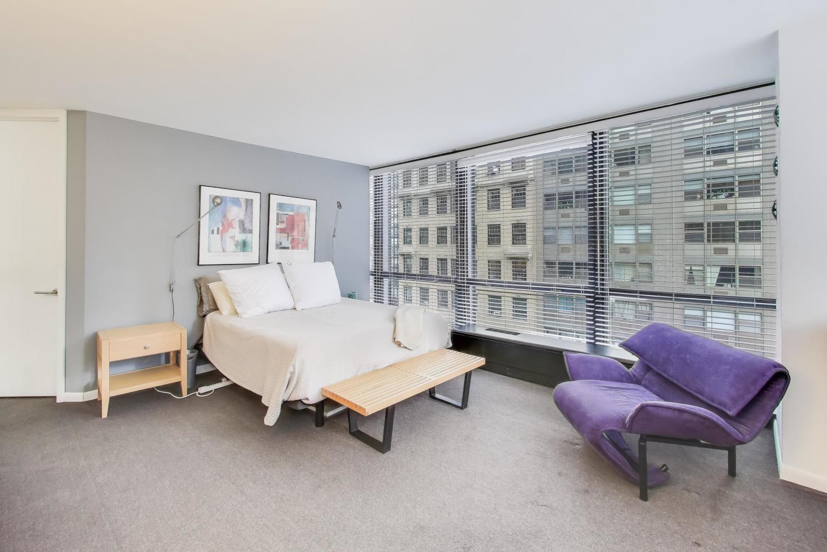900 N LAKE SHORE Drive Unit: 802-4