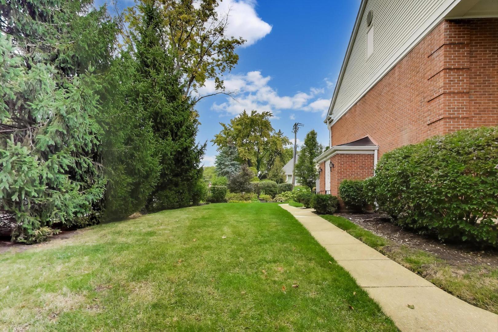 1406 Chanticleer Lane Unit: 1406